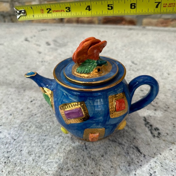 LIKE NEW Functional Artistic Teapot - Picture 12 of 12